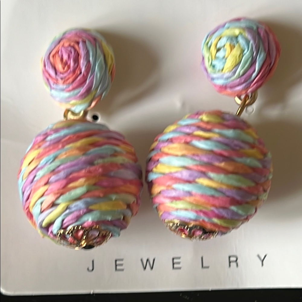 Colorful Woven Raffia Earrings-NWT